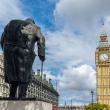 Winston Churchill statue with Big Ben in the background.